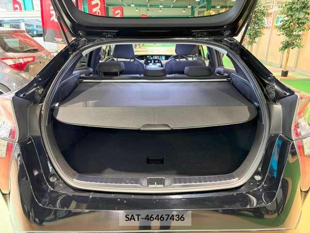 Toyota PRIUS 2018-07 6717089-7