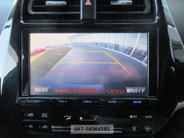 Toyota PRIUS 2016-07 6752944-13