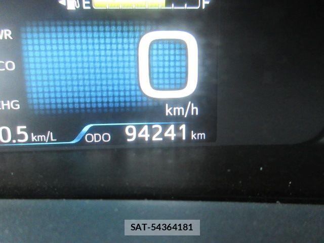 Toyota PRIUS 2016-07 6752944-24
