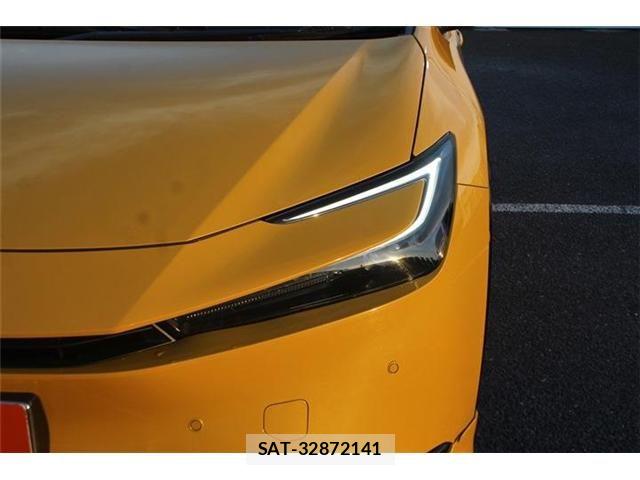 Toyota PRIUS 2023-06 6752942-19