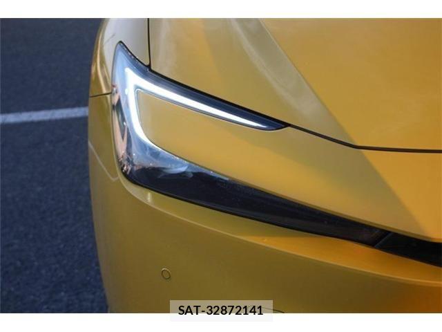 Toyota PRIUS 2023-06 6752942-20