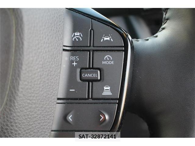 Toyota PRIUS 2023-06 6752942-5
