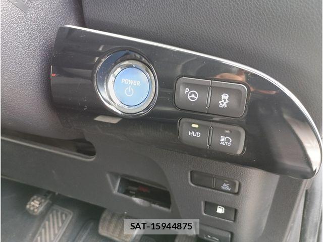 Toyota PRIUS 2017-08 6752945-7