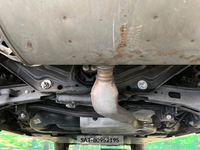 Toyota PRIUS 2016-04 6752943-19
