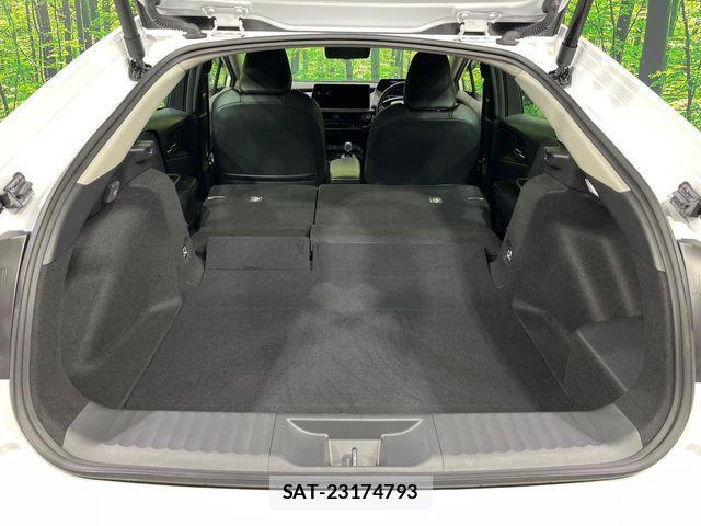 Toyota PRIUS 2023-10 6816677-10