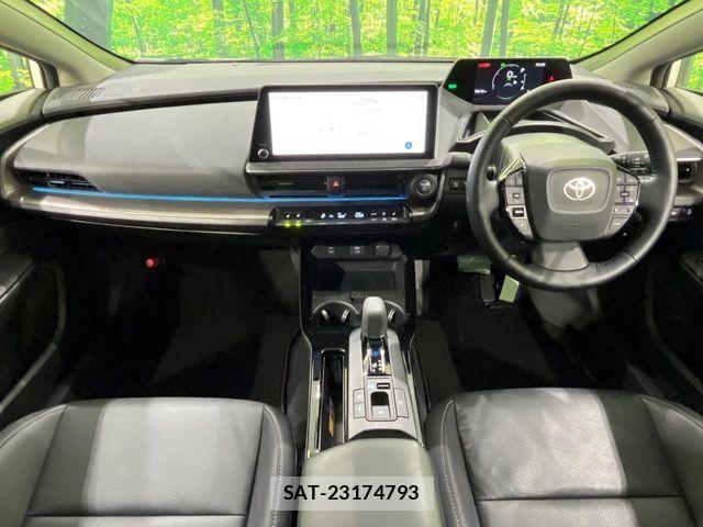 Toyota PRIUS 2023-10 6816677-1
