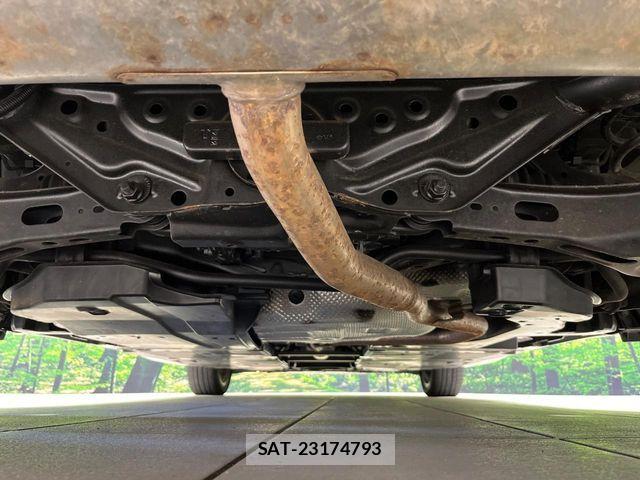 Toyota PRIUS 2023-10 6816677-19