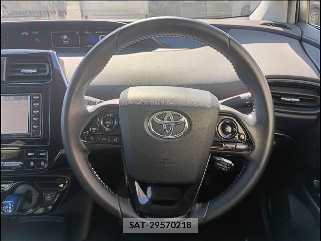 Toyota PRIUS 2019-03 6816685-19