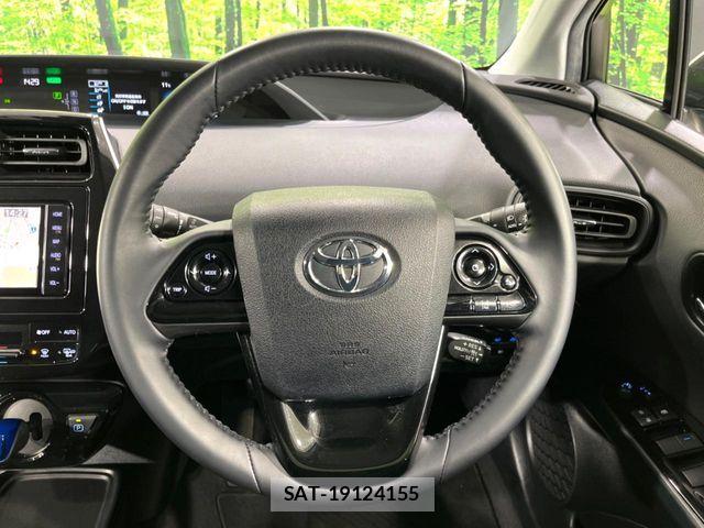 Toyota PRIUS 2021-05 6816683-11