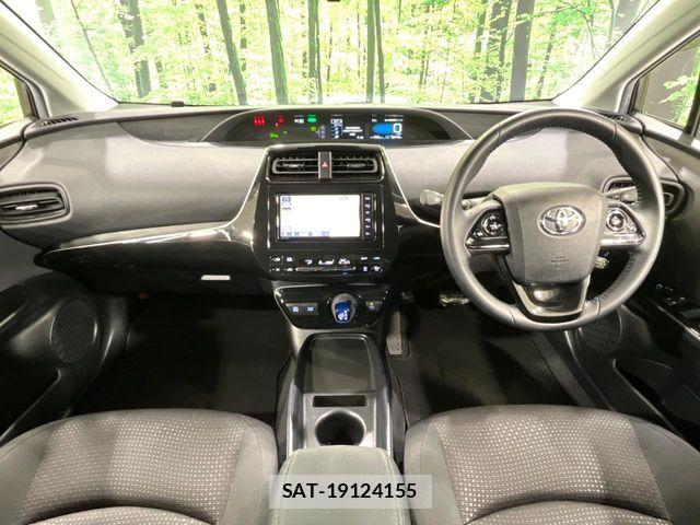 Toyota PRIUS 2021-05 6816683-2