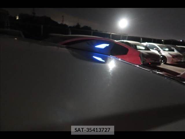 Toyota PRIUS 2018-10 6816686-12