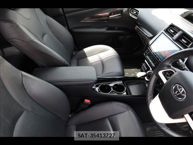 Toyota PRIUS 2018-10 6816686-29