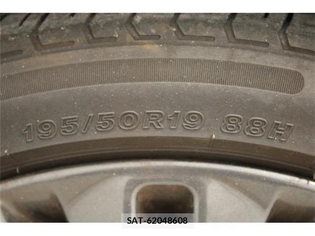 Toyota PRIUS 2023-04 6911480-27