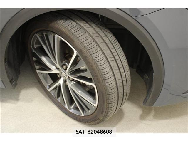 Toyota PRIUS 2023-04 6911480-28