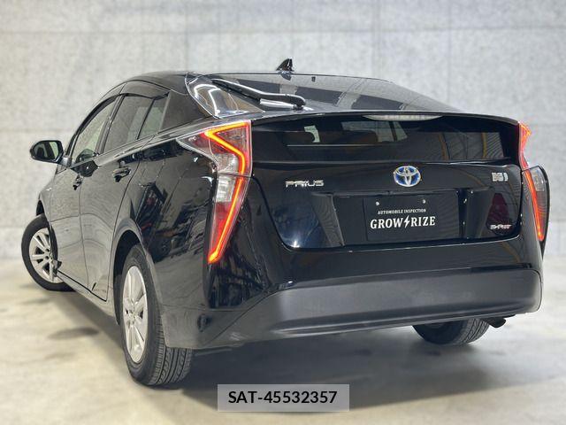 Toyota PRIUS 2016-07 6911494-9