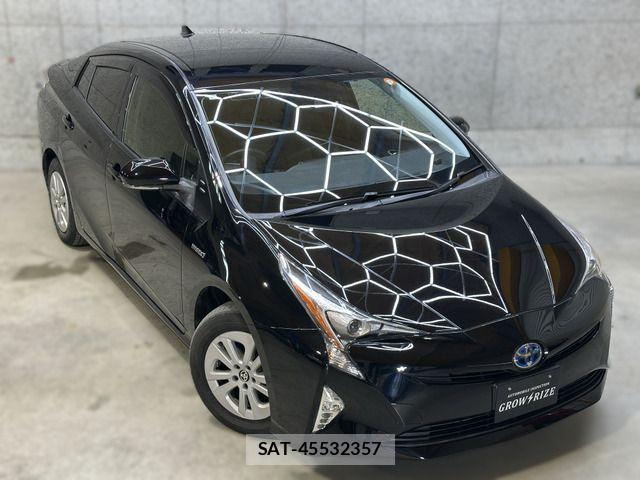 Toyota PRIUS 2016-07 6911494-14