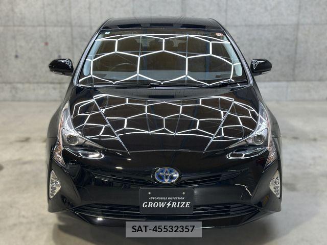 Toyota PRIUS 2016-07 6911494-1