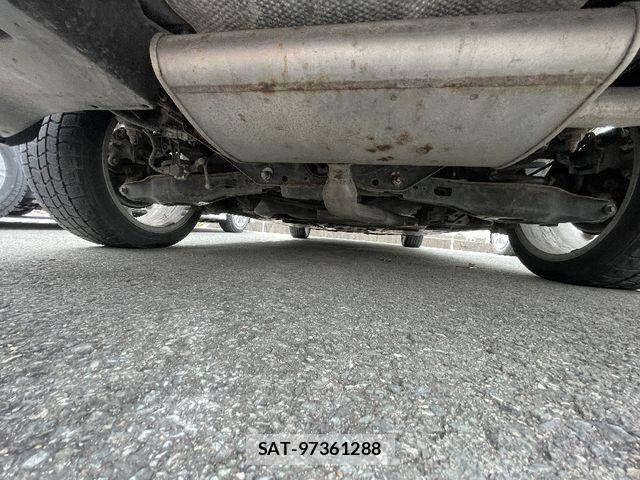Toyota PRIUS 2016-05 6911489-22