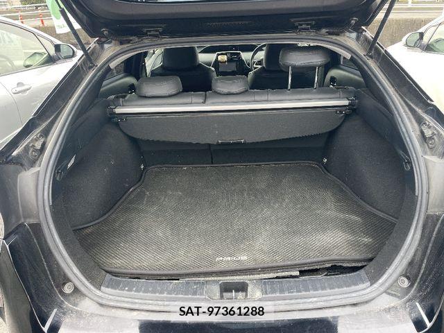 Toyota PRIUS 2016-05 6911489-3