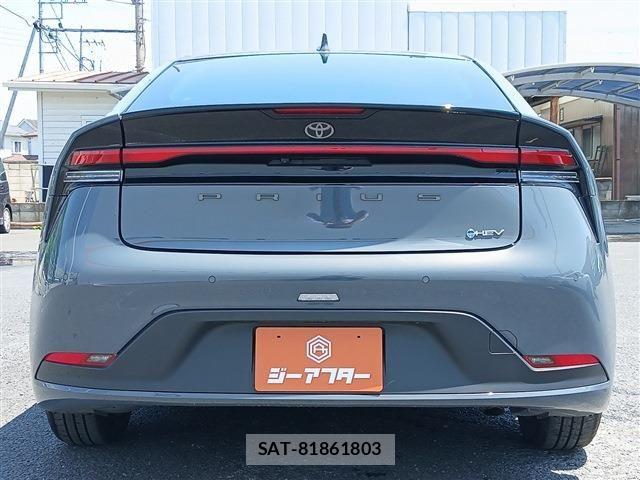 Toyota PRIUS 2023-03 6911484-9