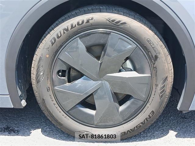 Toyota PRIUS 2023-03 6911484-13