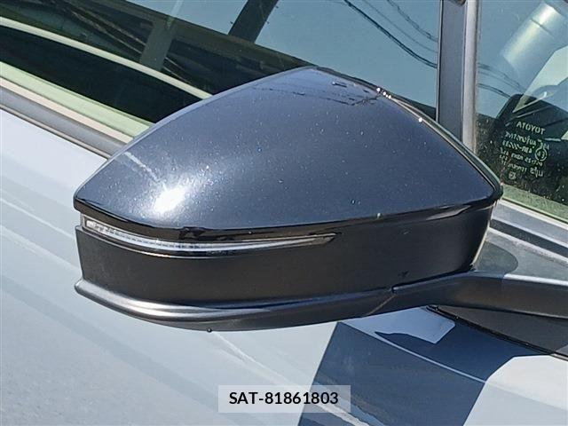 Toyota PRIUS 2023-03 6911484-28