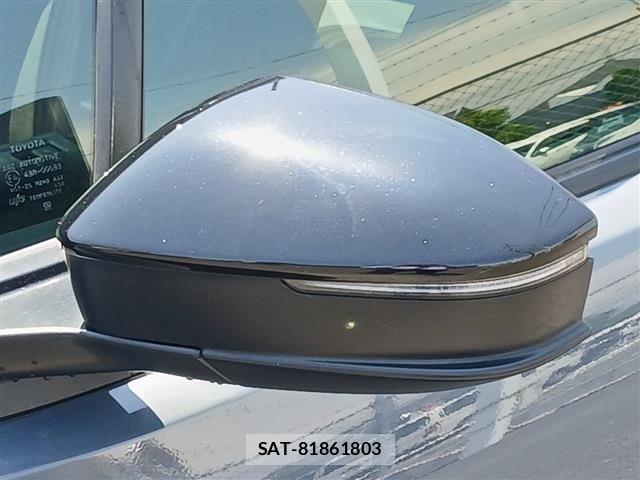 Toyota PRIUS 2023-03 6911484-29