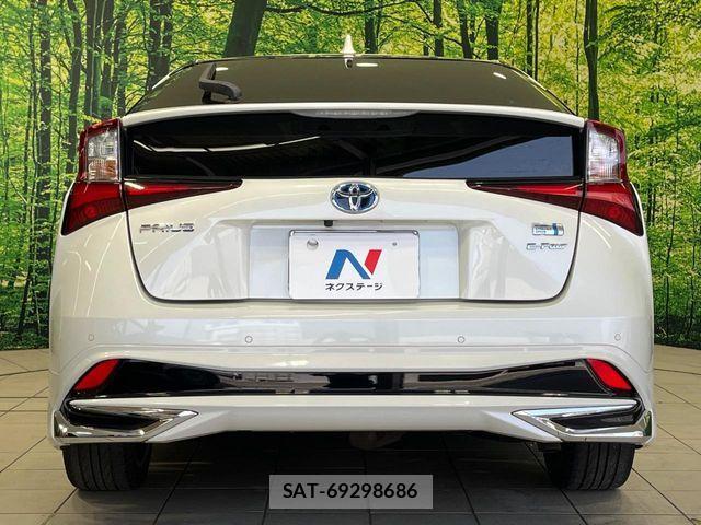 Toyota PRIUS 2019-12 6997429-14