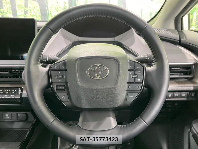 Toyota PRIUS 2023-11 6997422-12