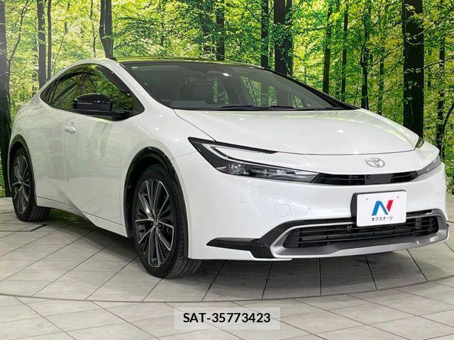 Toyota PRIUS 2023-11 6997422-17