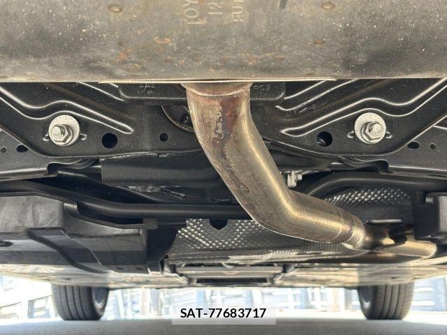 Toyota PRIUS 2024-09 6997427-28