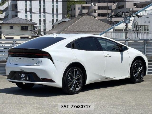 Toyota PRIUS 2024-09 6997427-2