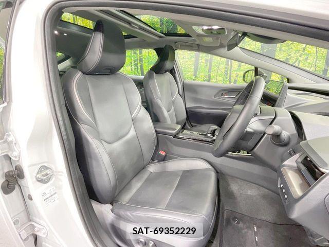 Toyota PRIUS 2024-01 7223877-10