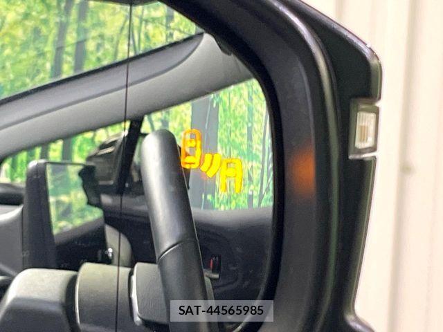 Toyota PRIUS 2023-04 7223873-8