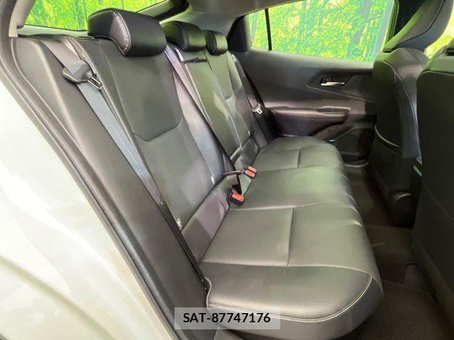 Toyota PRIUS 2023-12 7218417-9