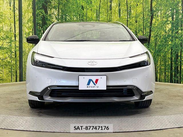 Toyota PRIUS 2023-12 7218417-13