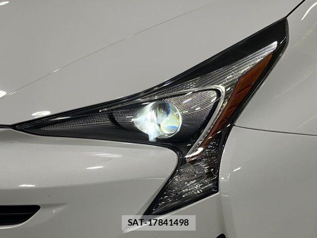 Toyota PRIUS 2018-09 7217906-12