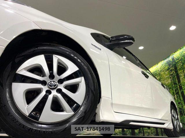 Toyota PRIUS 2018-09 7217906-13