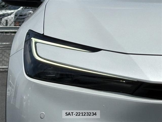 Toyota PRIUS 2023-04 7223875-10