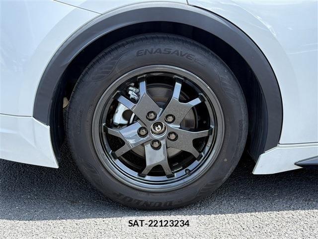 Toyota PRIUS 2023-04 7223875-29