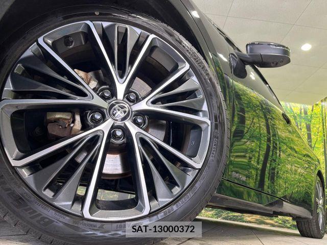 Toyota PRIUS 2024-11 7223883-13