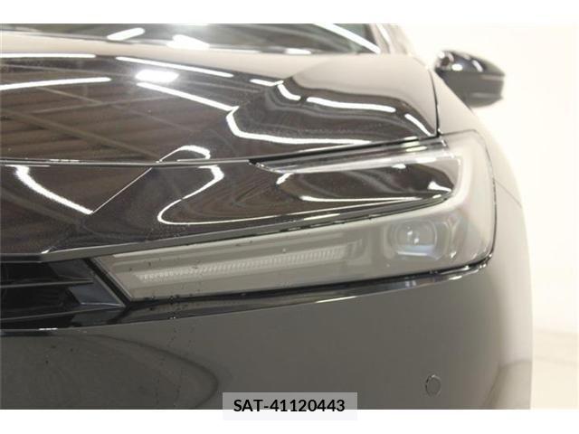 Toyota PRIUS 2023-04 7223880-14