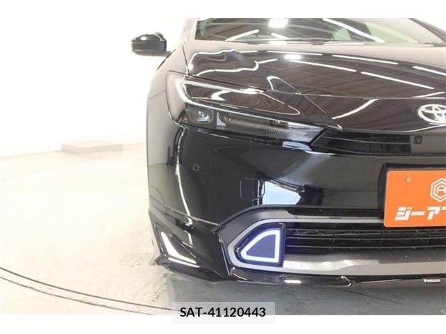 Toyota PRIUS 2023-04 7223880-15