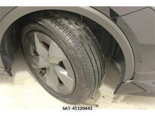 Toyota PRIUS 2023-04 7223880-27