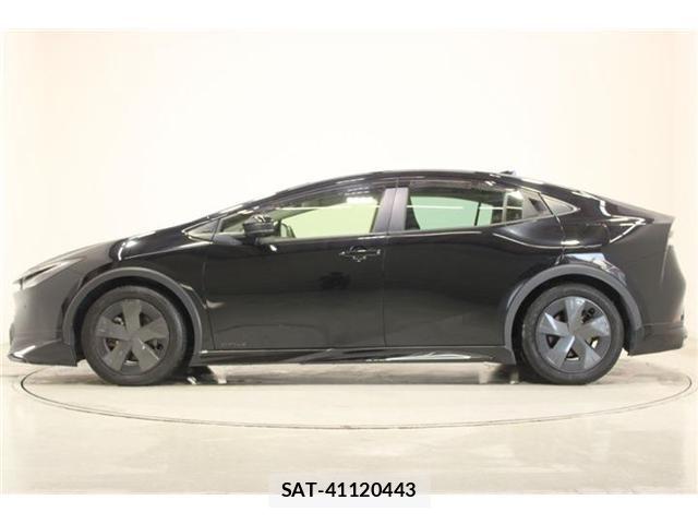 Toyota PRIUS 2023-04 7223880-8