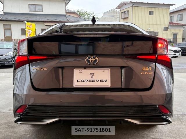 Toyota PRIUS 2019-06 7223867-13