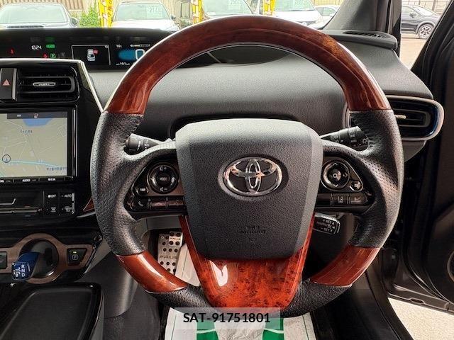 Toyota PRIUS 2019-06 7223867-21