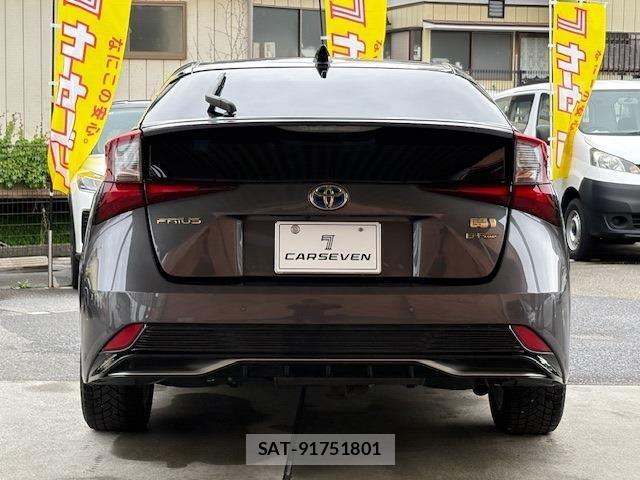 Toyota PRIUS 2019-06 7223867-7