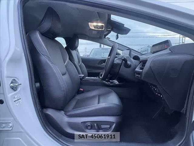 Toyota PRIUS 2023-07 7223882-15