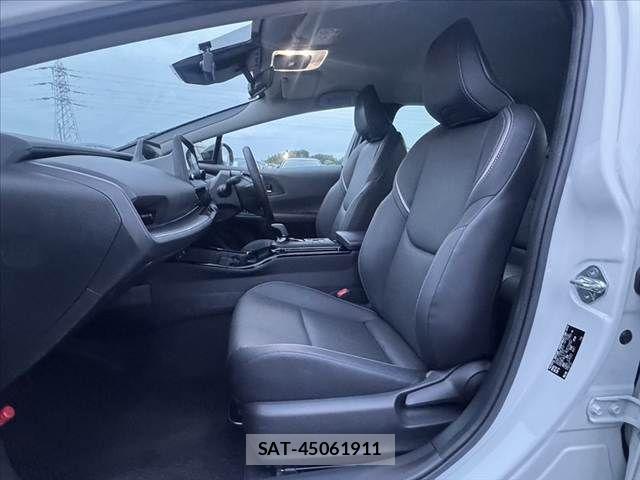 Toyota PRIUS 2023-07 7223882-16